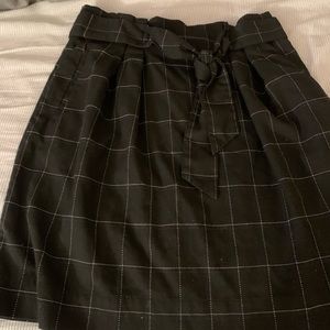 H&M plaid black mini skirt